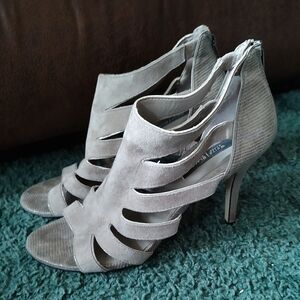 White House Black Market Tan Women's Heeled Sandals 8.5M